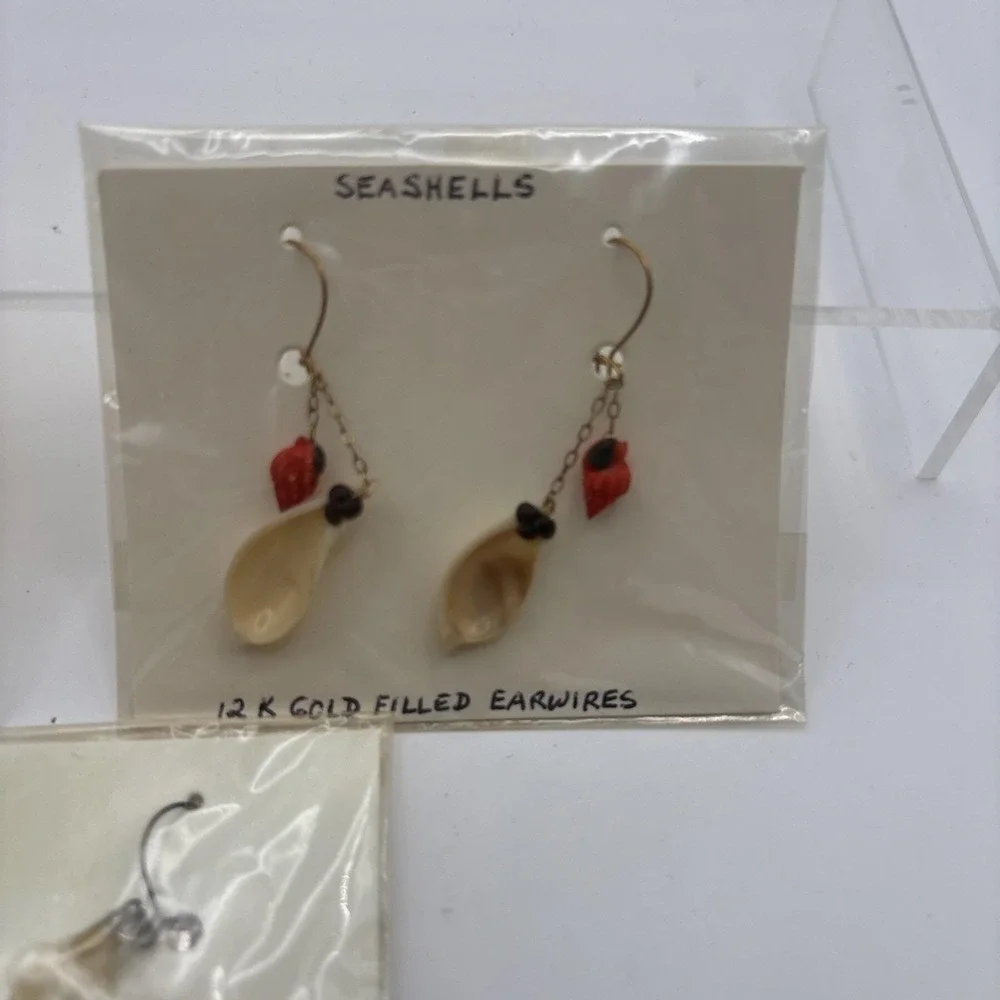 Vtg~Real Sea Shell~Pierced Dangle Earrings~Set of‎ 3